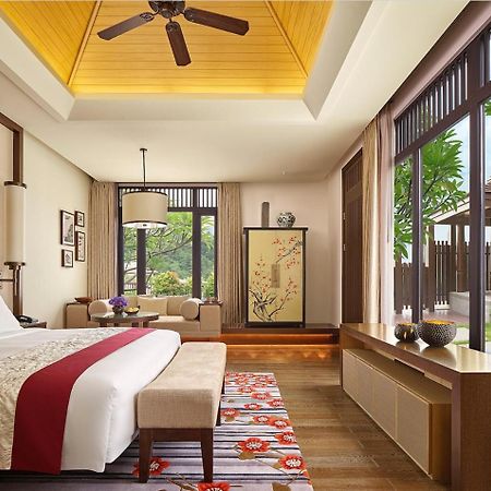 Dusit Devarana Hot Springs & Spa Гуанджоу Екстериор снимка